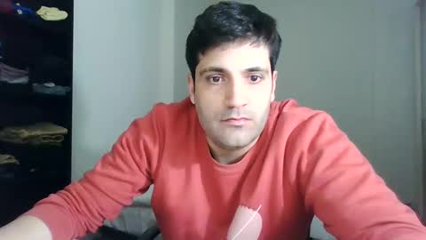 italianboybcn online show from January 31, 11:03 am