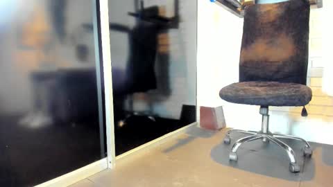 Snapshot of italomoore chatting on September 29, 11:31 am Italo Moore online show from September 29, 11:31 am