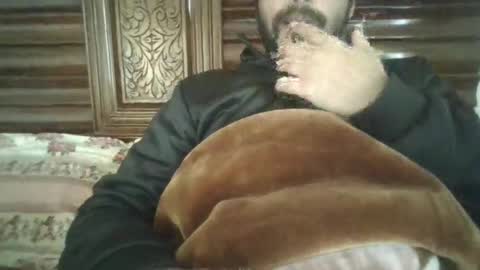 Snapshot of its_me_2323 chatting on February 13, 4:54 am its_me_2323 online show from February 13, 4:54 am