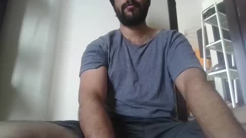 Snapshot of its_me_2323 chatting on March 12, 6:51 am its_me_2323 online show from March 12, 6:51 am