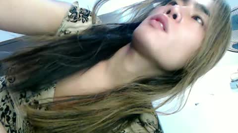 its_me_vanesa online show from February 3, 7:35 am