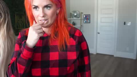 Snapshot of itsabbyrose_ chatting on September 30, 7:57 pm Abby Rose online show from September 30, 7:57 pm