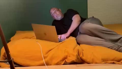 itsanexperiment online show from March 2, 7:15 am