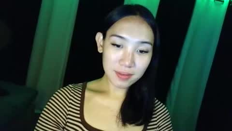 itsmehotqueen online show from April 9, 7:47 am