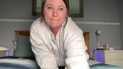 Jade online show from October 1, 6:07 pm