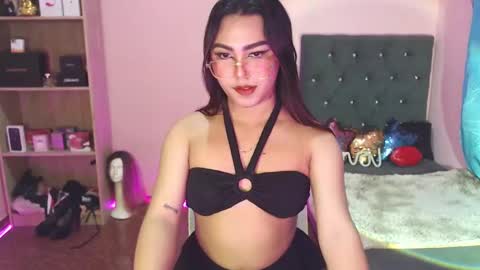 Snapshot of itsmesianaa29 chatting on February 22, 11:35 am Siana online show from February 22, 11:35 am