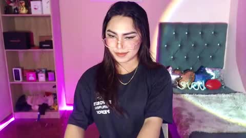 Snapshot of itsmesianaa29 chatting on February 9, 4:40 pm Siana online show from February 9, 4:40 pm