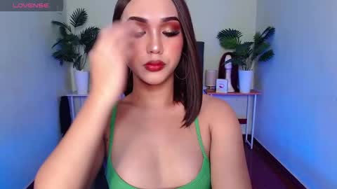 Snapshot of itsmesofiaa69 chatting on October 12, 9:35 am Sofia online show from October 12, 9:35 am