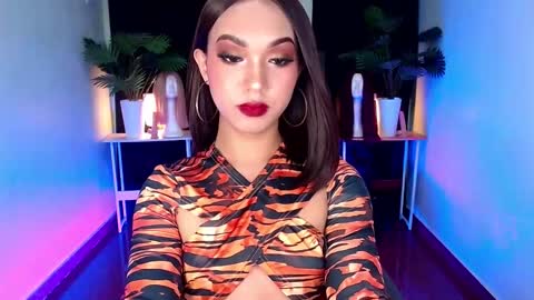 Snapshot of itsmesofiaa69 chatting on October 3, 8:44 am Sofia online show from October 3, 8:44 am