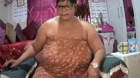 itumeleng74 online show from March 10, 5:45 am