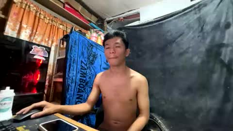 itzme_fred online show from April 30, 8:57 pm