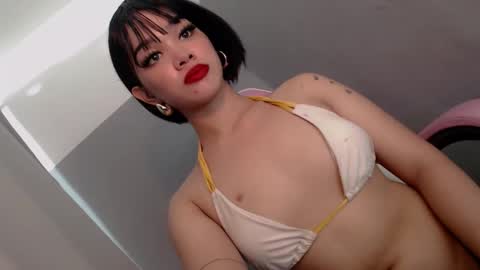 Snapshot of itzme_marga11 chatting on October 7, 7:26 am Marga online show from October 7, 7:26 am