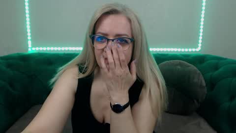 ivanacharm online show from April 14, 3:54 am