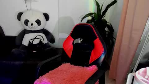 Snapshot of ivanna_essis chatting on September 26, 2:08 am ivanna_essis online show from September 26, 2:08 am