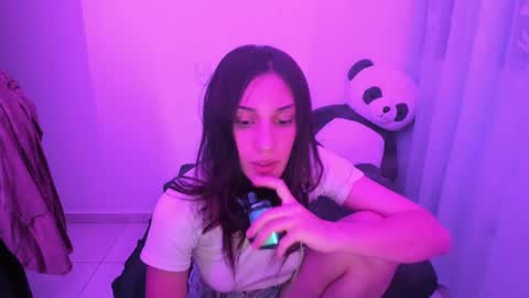 Snapshot of ivanna_essis chatting on February 26, 2:41 am ivanna_essis online show from February 26, 2:41 am