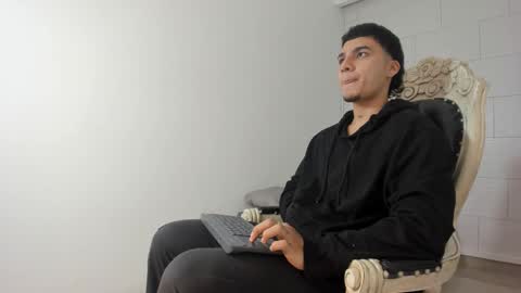 Snapshot of ivo_beischel chatting on October 12, 5:22 am Ivo Beischel online show from October 12, 5:22 am