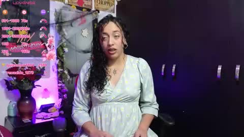 Snapshot of ivonemoon chatting on October 18, 7:18 pm ivonemoon online show from October 18, 7:18 pm