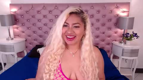 IvonnyBon online show from February 13, 3:32 am