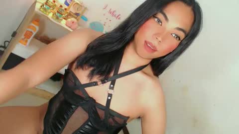 Snapshot of ivory_delight chatting on September 19, 4:44 pm ivory_delight online show from September 19, 4:44 pm