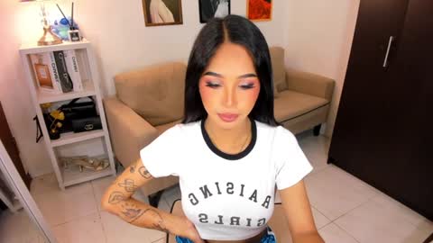 kirstenelsie online show from February 26, 1:03 am