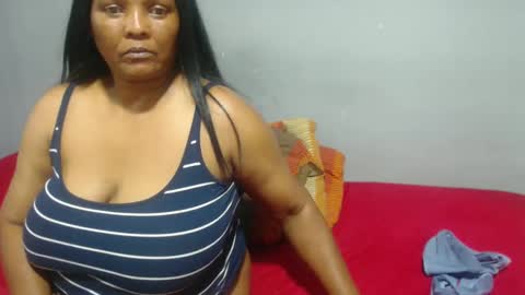 IVORYTITS48 online show from February 28, 11:23 pm