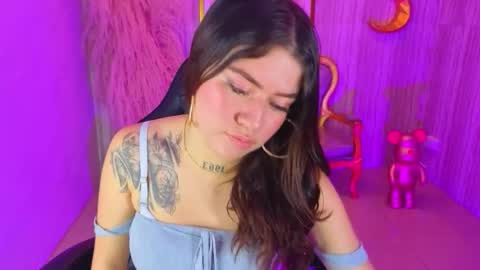 Snapshot of ivy_lodge_s chatting on September 22, 8:57 pm Ivy online show from September 22, 8:57 pm