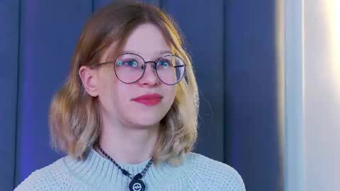  Ivy  online show from February 4, 6:01 pm