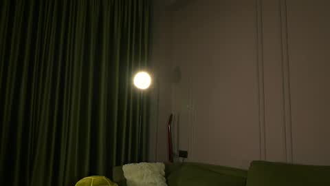 Sofa online show from May 13, 7:23 pm
