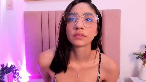 Snapshot of ivyjhonss chatting on September 26, 12:13 pm IvyJhonss online show from September 26, 12:13 pm