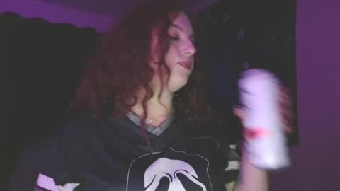 Snapshot of ivyy_sinss chatting on September 20, 12:57 am Amiee online show from September 20, 12:57 am
