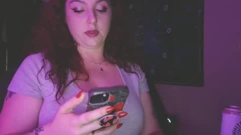 Snapshot of ivyy_sinss chatting on September 19, 12:04 am Amiee online show from September 19, 12:04 am