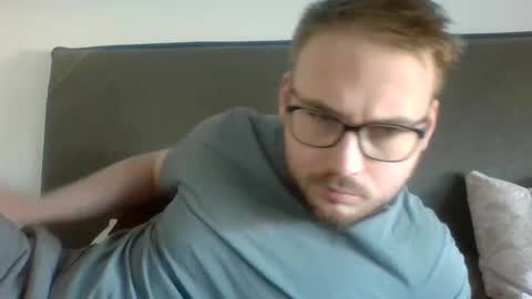 iwantfucknow online show from December 23, 9:38 am