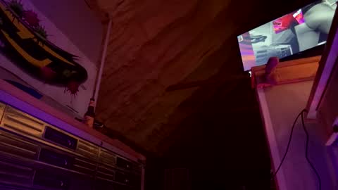 That  Guy  online show from December 5, 6:12 am