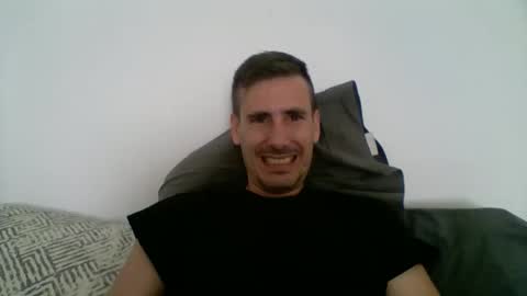 Snapshot of iyoperro chatting on October 19, 12:21 pm Casandro online show from October 19, 12:21 pm