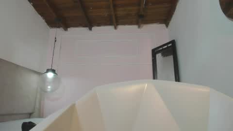 izelevans online show from March 30, 12:16 pm