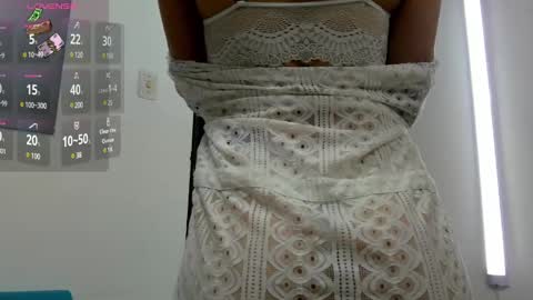 Izzy online show from February 6, 3:20 pm