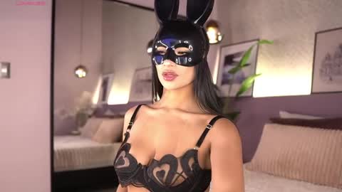 izzywild1 online show from April 6, 11:11 am