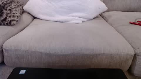 James online show from April 15, 4:32 pm