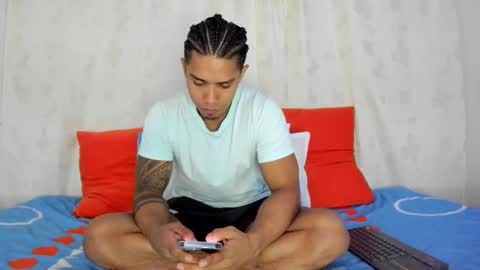 i am juan musiry independent model  online show from February 25, 6:14 am