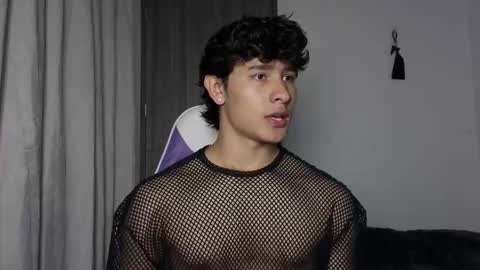 Noah online show from November 23, 4:49 pm