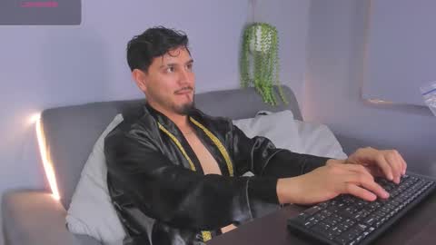 Snapshot of jaackdick_ chatting on October 3, 12:46 pm jack online show from October 3, 12:46 pm