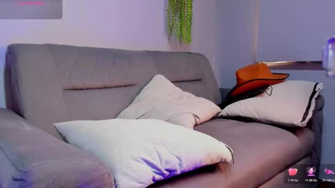 Snapshot of jaackdick_ chatting on October 18, 1:37 pm jack online show from October 18, 1:37 pm