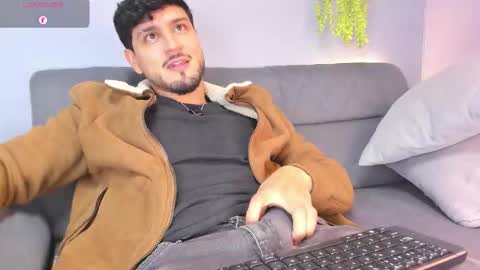 Snapshot of jaackdick_ chatting on October 16, 1:22 pm jack online show from October 16, 1:22 pm