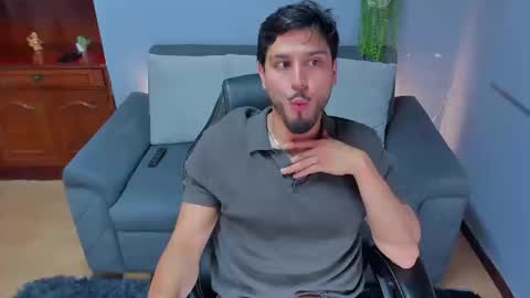 Snapshot of jaackdick_ chatting on September 24, 1:51 pm jack online show from September 24, 1:51 pm