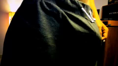 jaacksn online show from February 6, 9:22 am