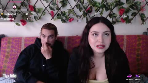 Snapshot of jack_emily11 chatting on October 5, 9:33 pm Jack and Emily online show from October 5, 9:33 pm
