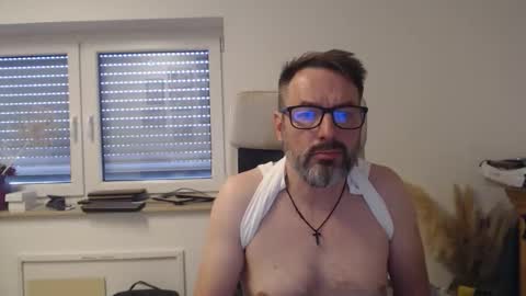 jackbauer9999 online show from January 18, 1:31 pm