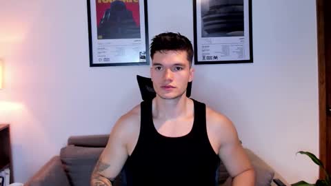 Snapshot of jackboy_2000 chatting on October 18, 11:25 am Jack J online show from October 18, 11:25 am