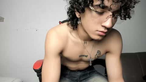 Jackes Taylor online show from November 19, 5:07 am