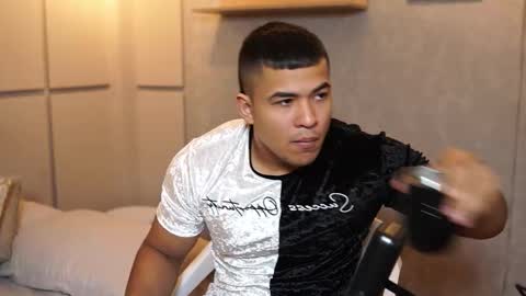 Jackson Bell online show from November 26, 12:35 pm